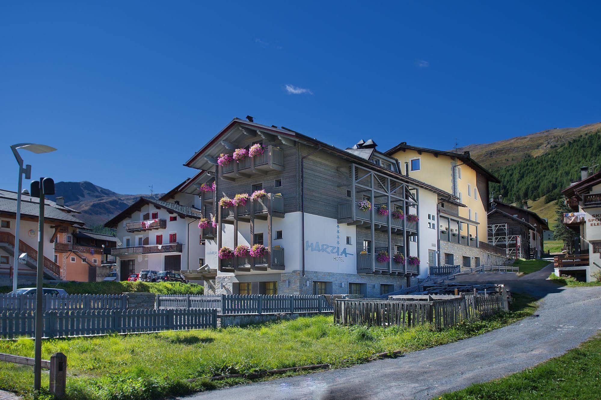 Hotel Marzia Livigno Exterior foto